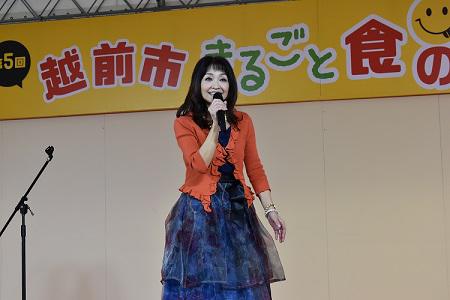 石川ひとみ.jpg